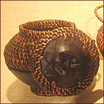 Basket small sun mask with handle